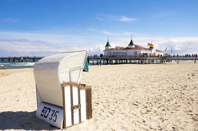 Strandspaziergang auf Usedom: Lazamani Tipps für bequeme Schuhe & schnelle Outfit-Kombis